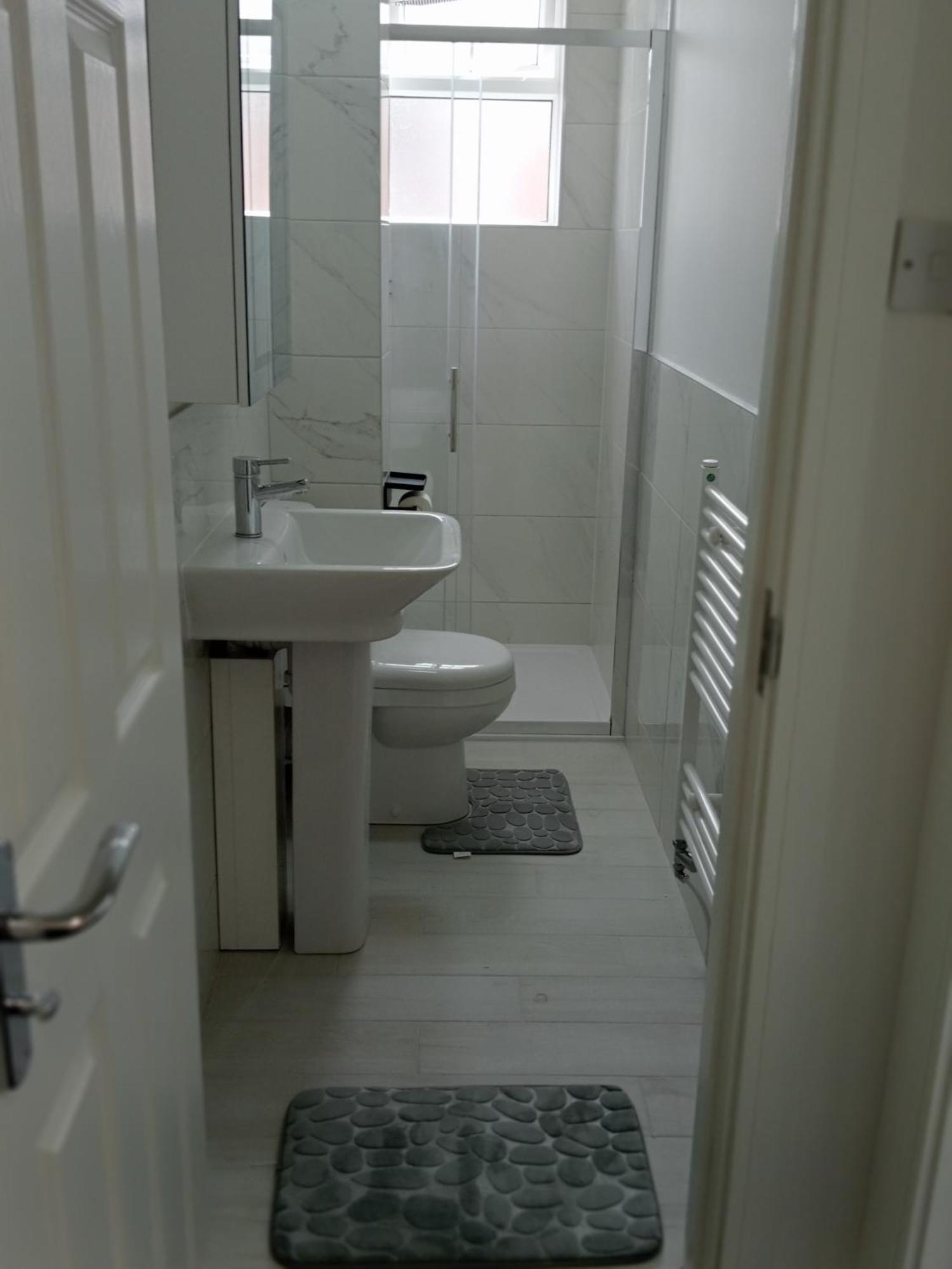 Roovi'S Nest Villa Nottingham Bagian luar foto